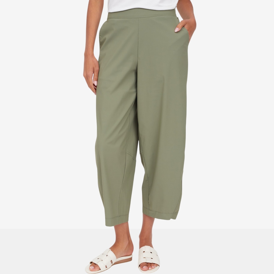 Image 122302_GRNOE.jpg, Product 122-302 / Price $74.90, Wynne Layers Stretch Tech Lantern Pant from Wynnelayers on TSC.ca's Fashion department