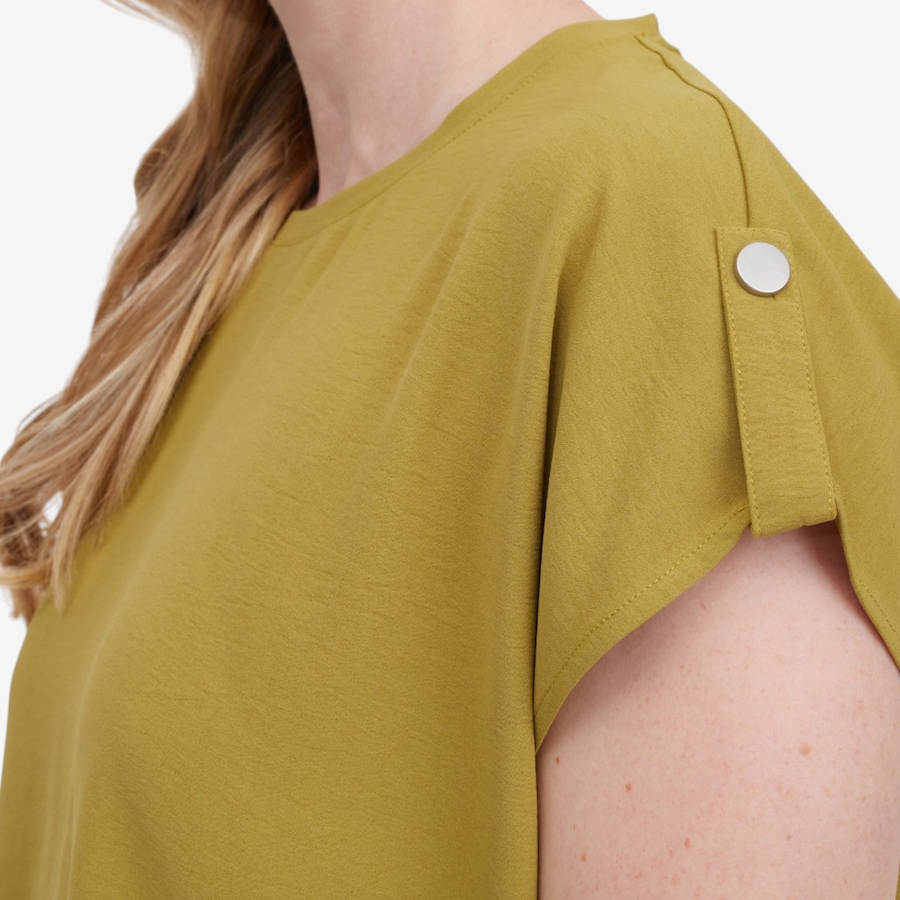 Image 122305_ALTMORE1.jpg, Product 122-305 / Price $79.99, Wynne Layers Stretch Crepe Utility Tee from Wynnelayers on TSC.ca's Fashion department