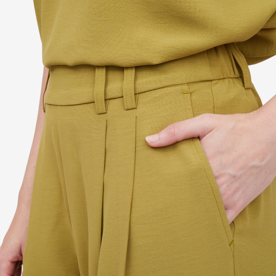 Image 122306_ALTMORE1.jpg, Product 122-306 / Price $119.99, Wynne Layers Stretch Crepe Utility Pant from Wynnelayers on TSC.ca's Fashion department