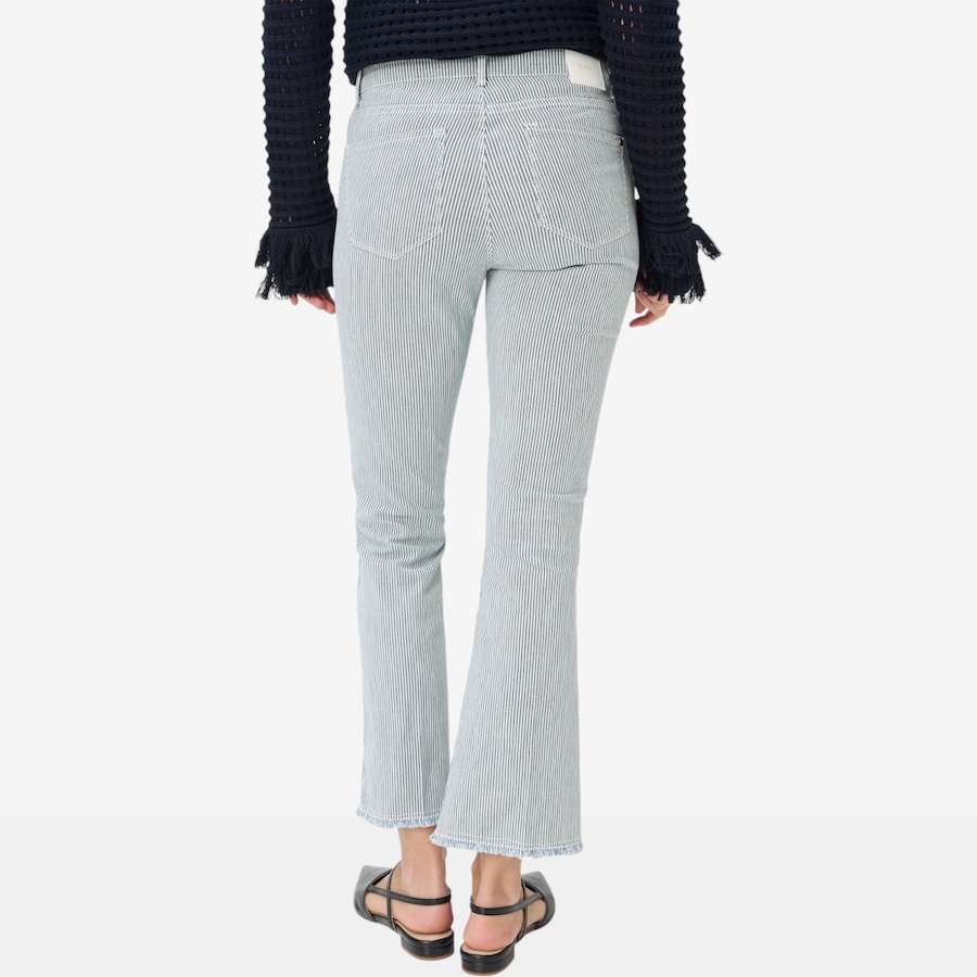 Image 122388_ALTMORE2.jpg, Product 122-388 / Price $268.00, Brax Shakira Jean from Brax on TSC.ca's Fashion department