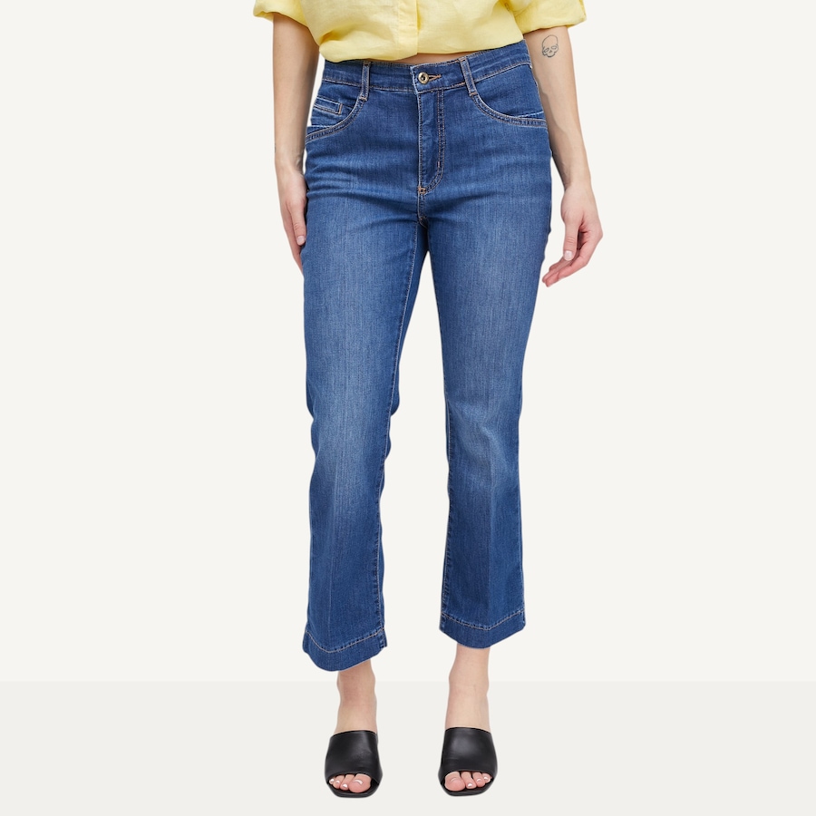 Image 122389_USSBE.jpg, Product 122-389 / Price $159.88, Brax Mary Ultralight Jean from Brax on TSC.ca's Fashion department