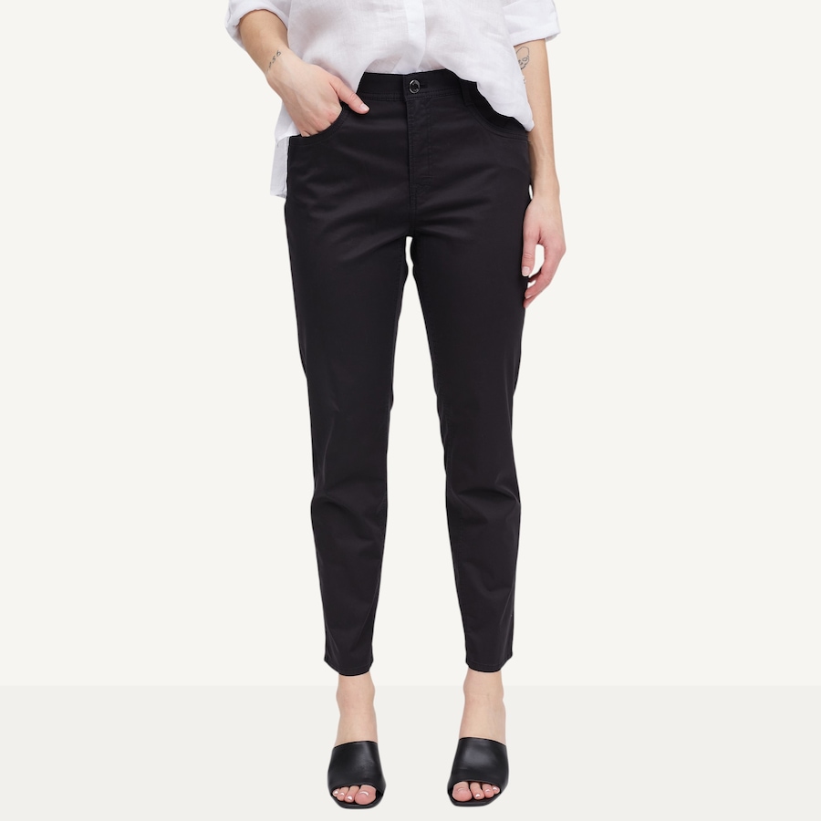Image 122390_BLK.jpg, Product 122-390 / Price $268.00, Brax Mary Straight Ultralight Leg Trouser from Brax on TSC.ca's Fashion department