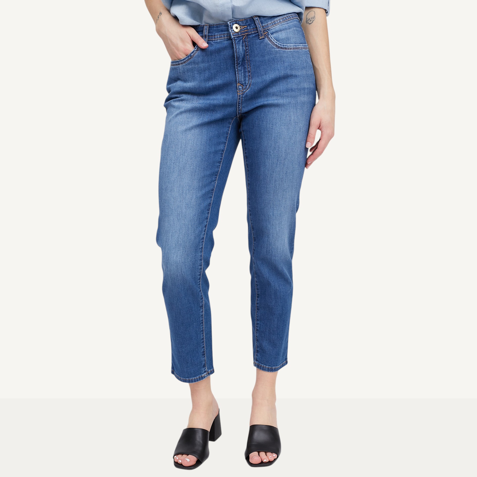 Brax Mary Straight Ultralight Denim - TSC.ca