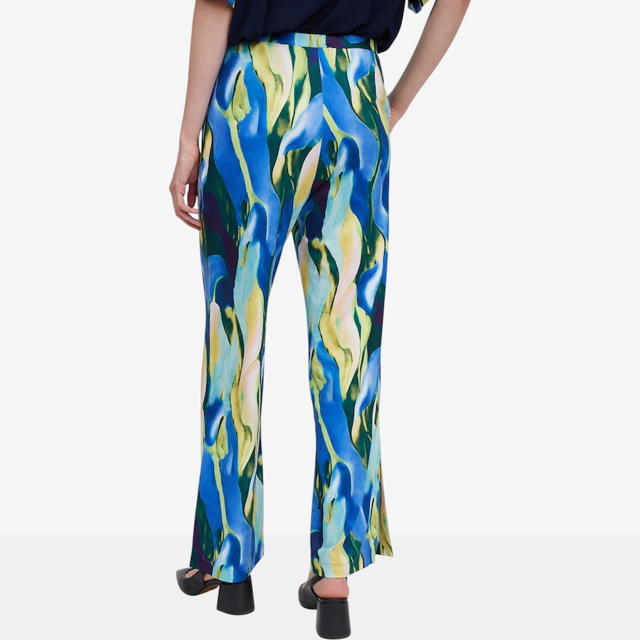 Image 122422_ALTMORE2.jpg, Product 122-422 / Price $49.88, Red Coral Printed Wide Leg Cropped Pant from Red Coral Fashions on TSC.ca's Fashion department