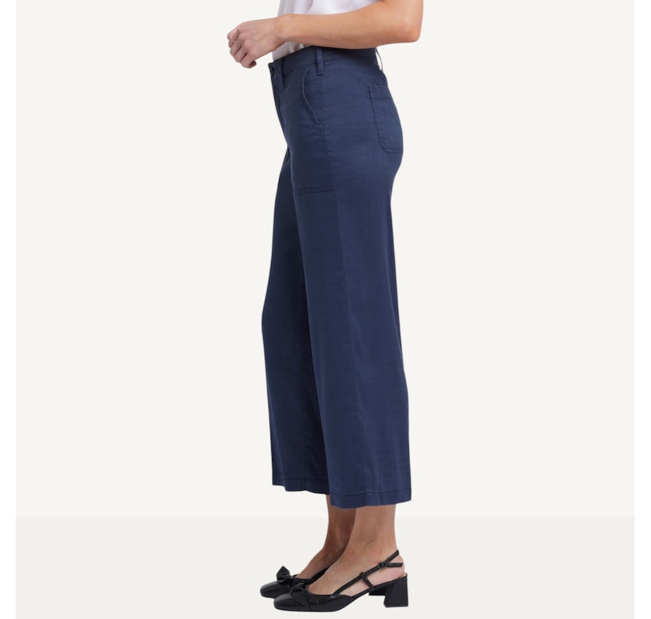 Image 122558_ALTMORE4.jpg, Product 122-558 / Price $109.99, NYDJ Wide Leg Cropped Cargo Pant from NYDJ on TSC.ca's Fashion department