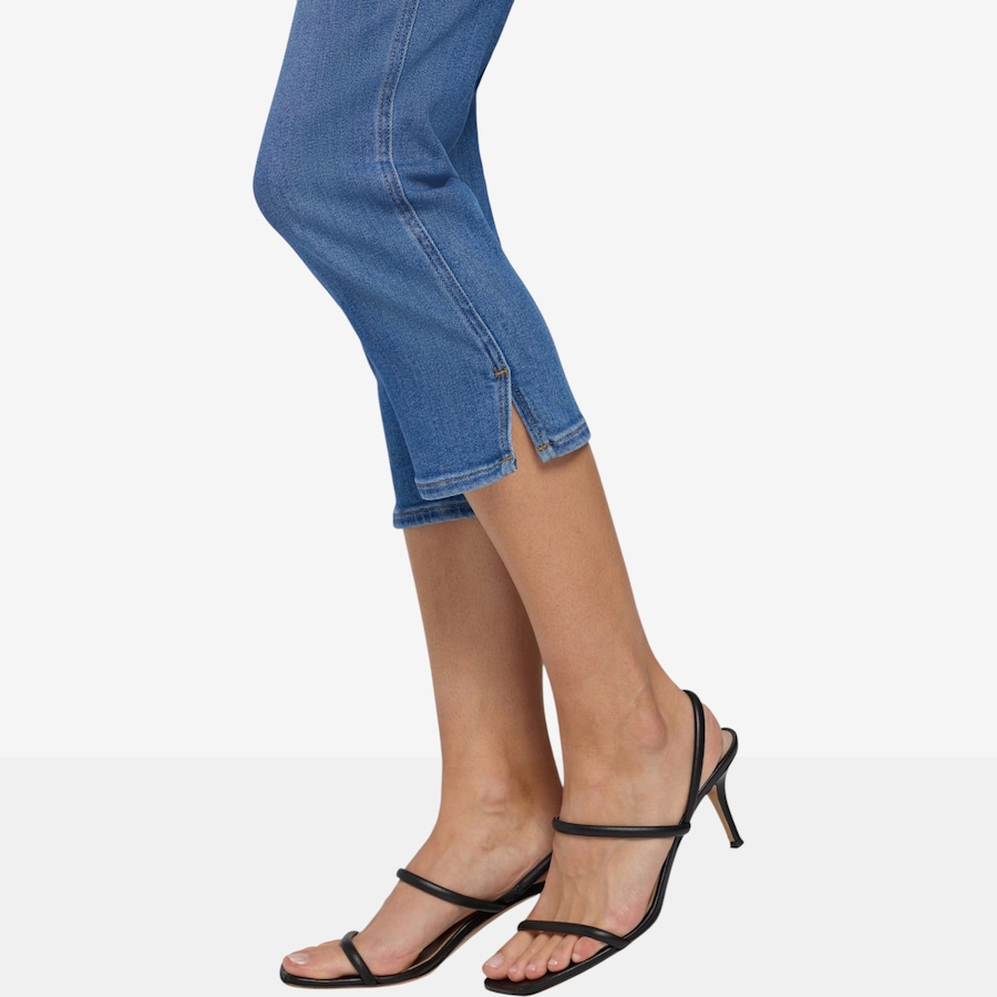 Image 122581_ALTMORE8.jpg, Product 122-581 / Price $49.33, NYDJ Chloe Capri with Side Slits from NYDJ on TSC.ca's Fashion department