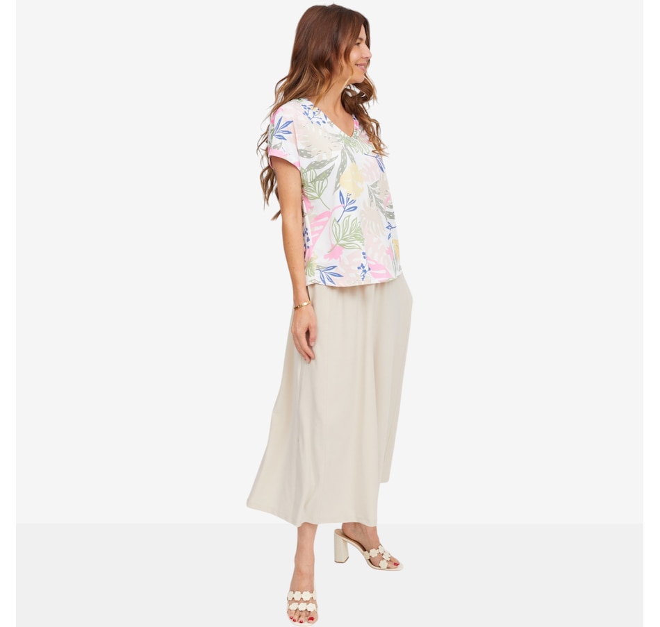 Image 122845_ALTMORE8.jpg, Product 122-845 / Price $39.99, Kim & Co. Brazil Knit Short Dolman Sleeve Top from Kim & Co. on TSC.ca's Fashion department