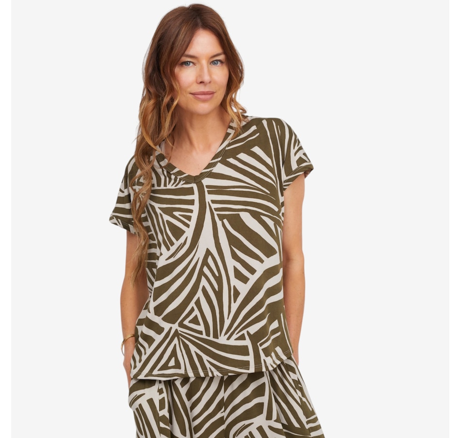 Image 122845_KHASD.jpg, Product 122-845 / Price $39.99, Kim & Co. Brazil Knit Short Dolman Sleeve Top from Kim & Co. on TSC.ca's Fashion department