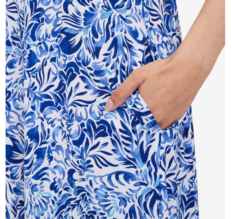 Image 122846_ALTMORE4.jpg, Product 122-846 / Price $49.99, Kim & Co. Brazil Knit Sleeveless Maxi Dress with Pockets from Kim & Co. on TSC.ca's Fashion department