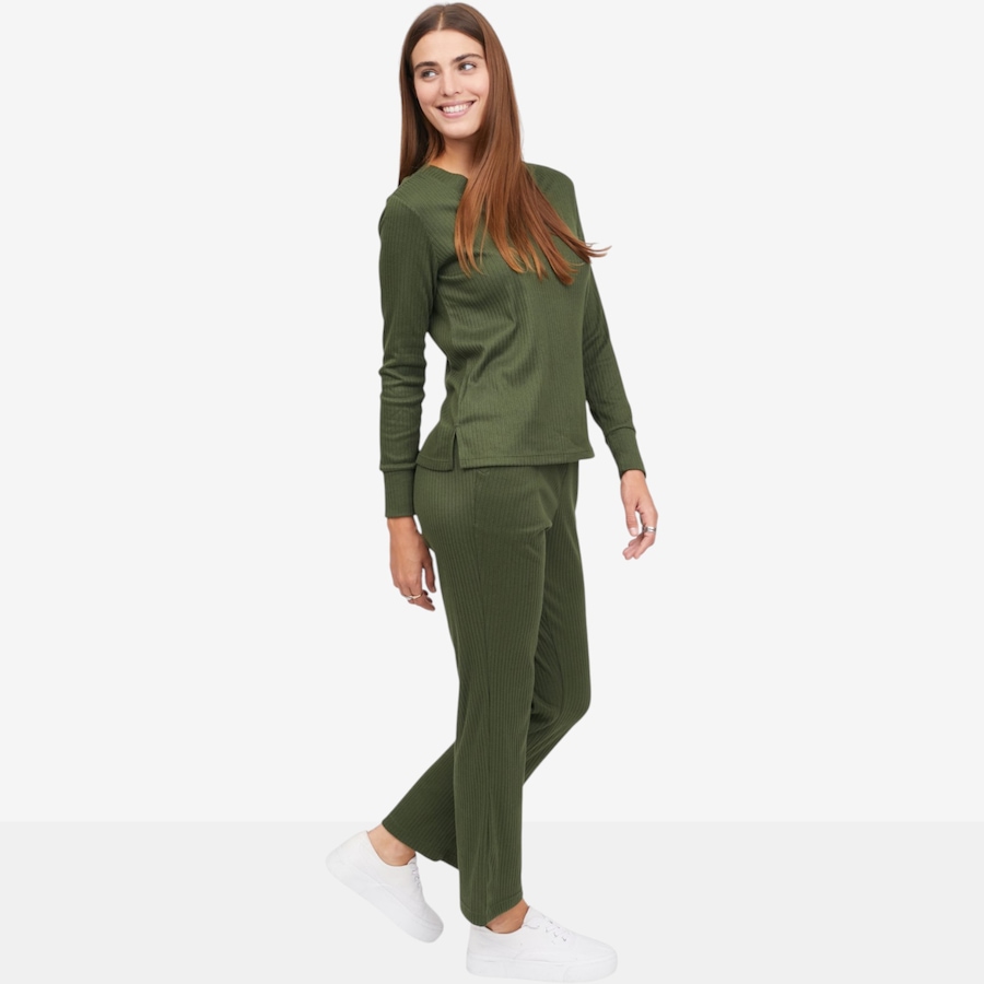 Image 122920_ALTMORE1.jpg, Product 122-920 / Price $75.00, Cuddl Duds Seriously Soft Rib V Neck Pullover & Lounge Pant - Regular from Cuddl Duds  on TSC.ca's Fashion department