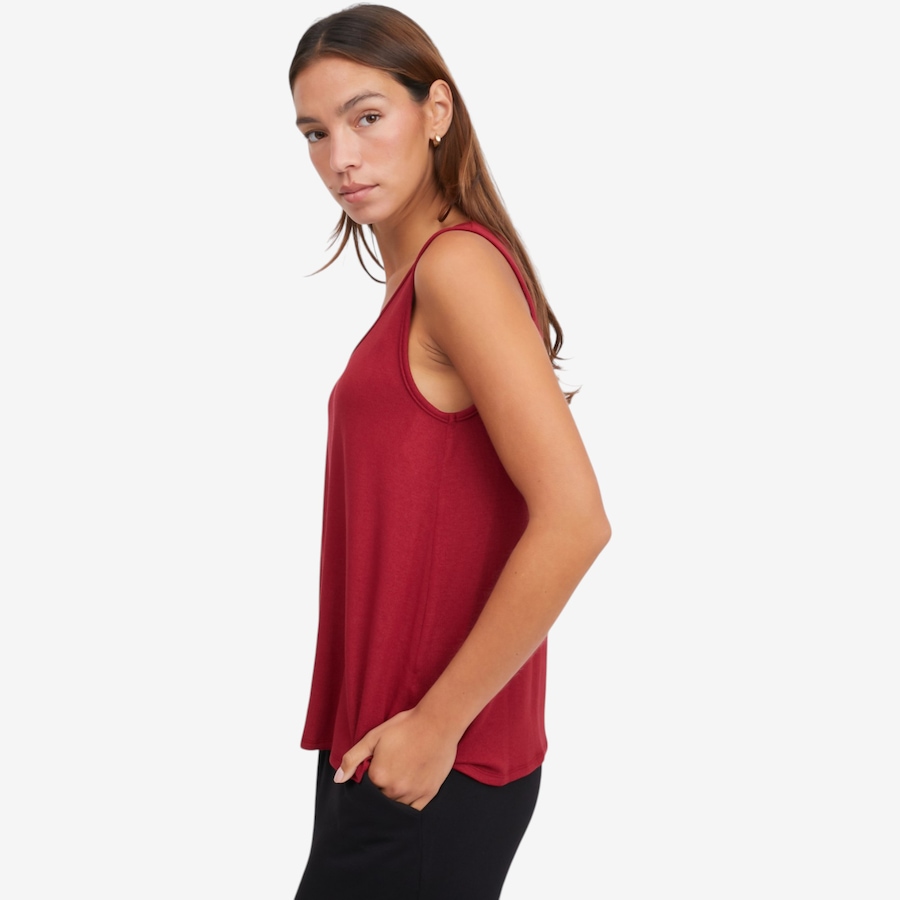 Image 122921_ALTMORE1.jpg, Product 122-921 / Price $54.99, Kim & Co. Fine Sweater Knit Reversible Essential Top from Kim & Co. on TSC.ca's Fashion department