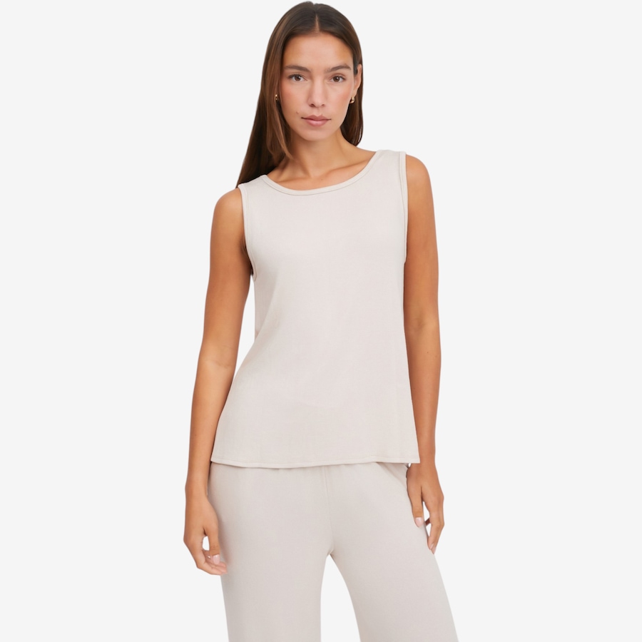 Image 122921_ALTMORE5.jpg, Product 122-921 / Price $54.99, Kim & Co. Fine Sweater Knit Reversible Essential Top from Kim & Co. on TSC.ca's Fashion department