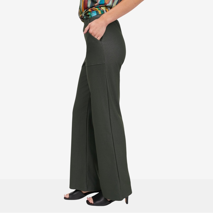 Image 122928_ALTMORE1.jpg, Product 122-928 / Price $79.99, Kim & Co. Deluxe Denim Knit Estelle Straight Pant from Kim & Co. on TSC.ca's Fashion department