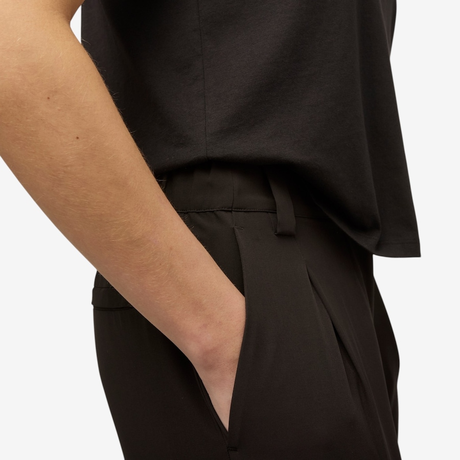 Image 123095_ALTMORE3.jpg, Product 123-095 / Price $170.00, Tilley Tech Silk Wide Leg Pant from Tilley on TSC.ca's Fashion department
