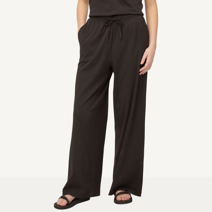 Image 123106_ALTMORE1.jpg, Product 123-106 / Price $95.00, Tilley Tencil Rib Pant from Tilley on TSC.ca's Fashion department