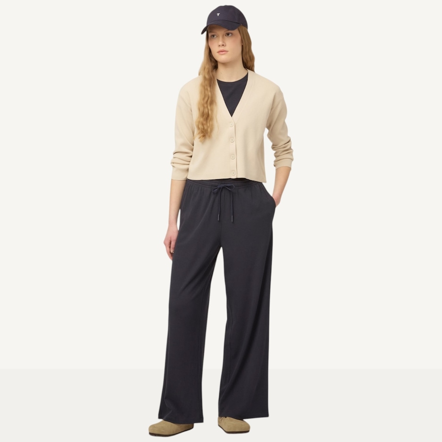 Image 123106_NVY.jpg, Product 123-106 / Price $95.00, Tilley Tencil Rib Pant from Tilley on TSC.ca's Fashion department