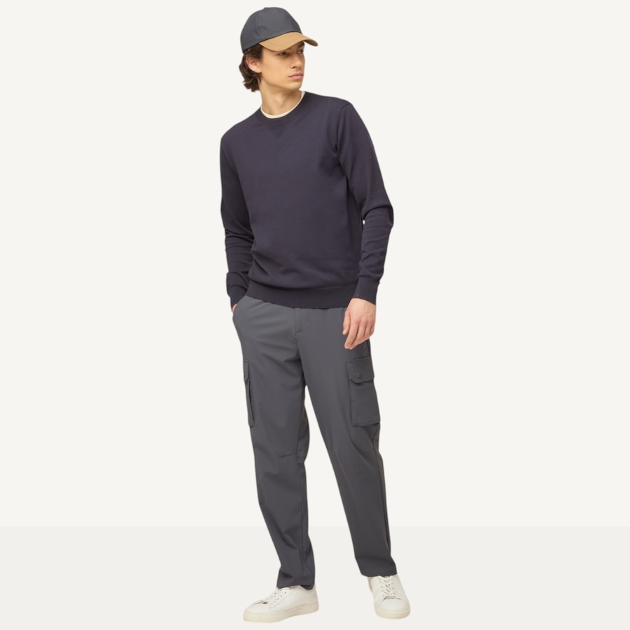 Image 123114_ALTMORE4.jpg, Product 123-114 / Price $190.00, Tilley Men's Wanderer Relaxed Cargo Pant from Tilley on TSC.ca's Fashion department
