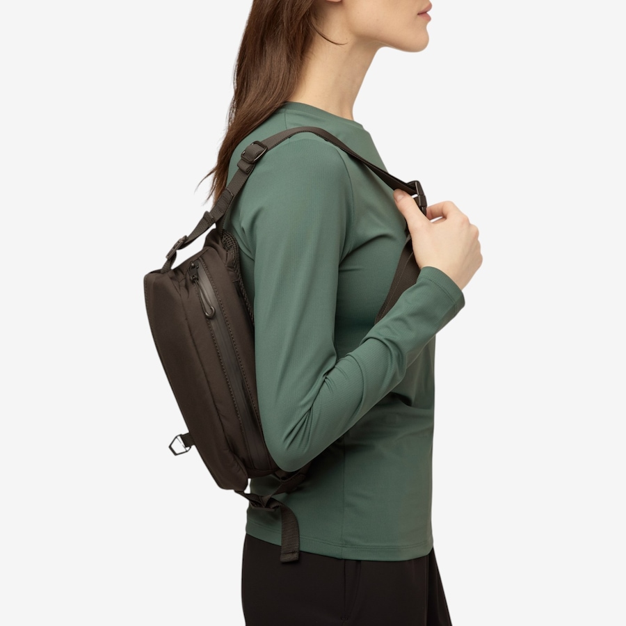 Image 123118_ALTMORE4.jpg, Product 123-118 / Price $89.00, Tilley Rainshield Crossbody Bag from Tilley on TSC.ca's Fashion department