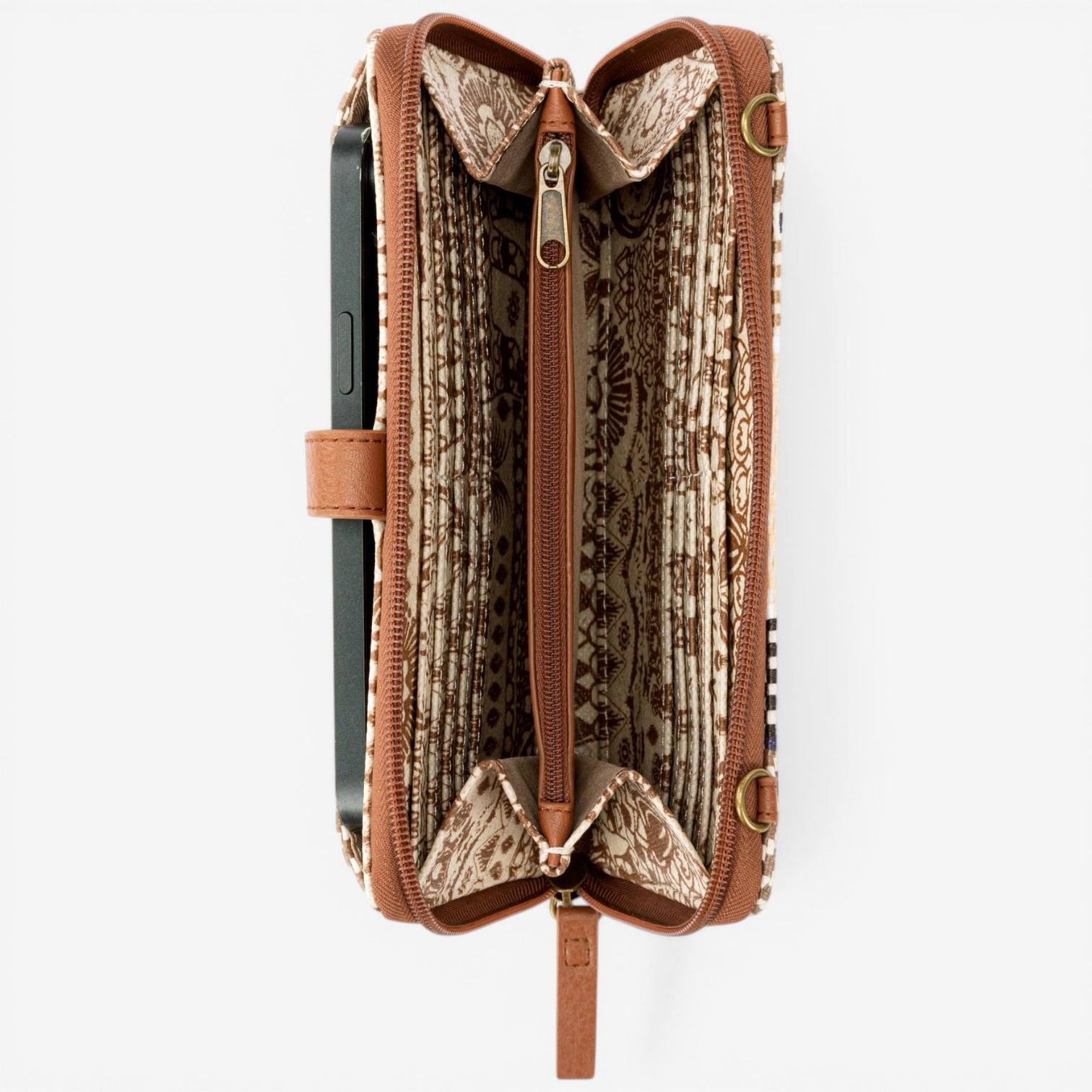 The Sak Sakroots Large Smartphone Wristlet - TSC.ca