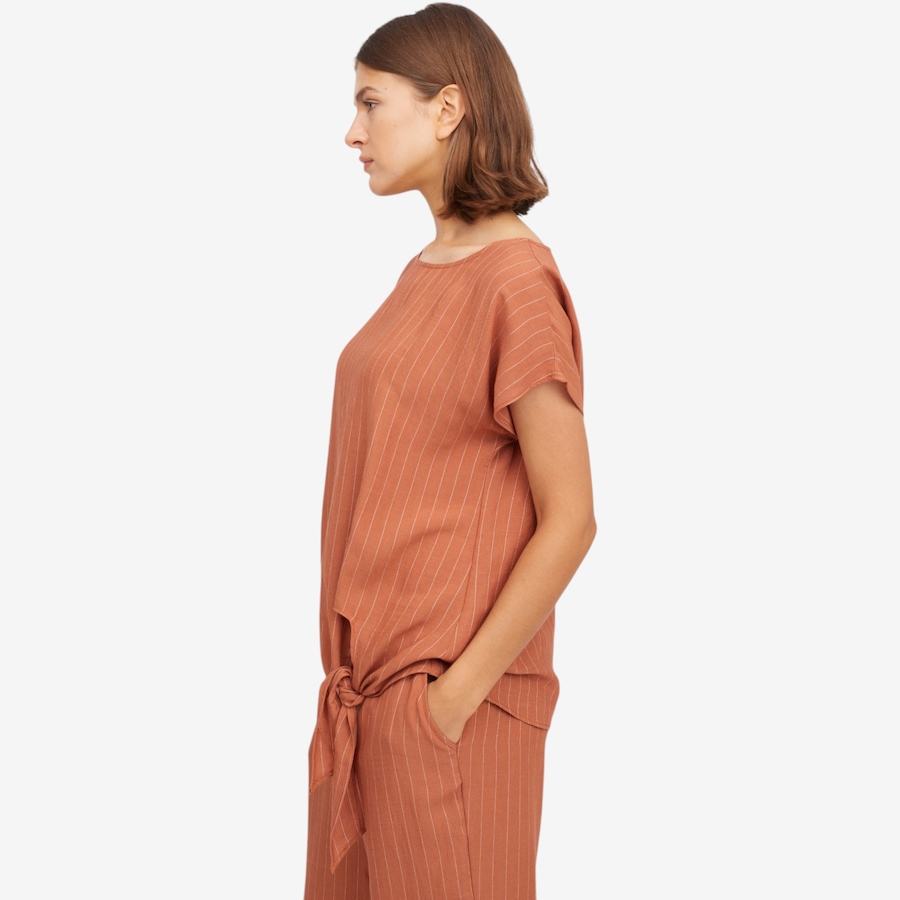 Image 123574_ALTMORE2.jpg, Product 123-574 / Price $69.99, Mr. Max Coastline Linen Blend Tie Front Top from Mr. Max on TSC.ca's Fashion department