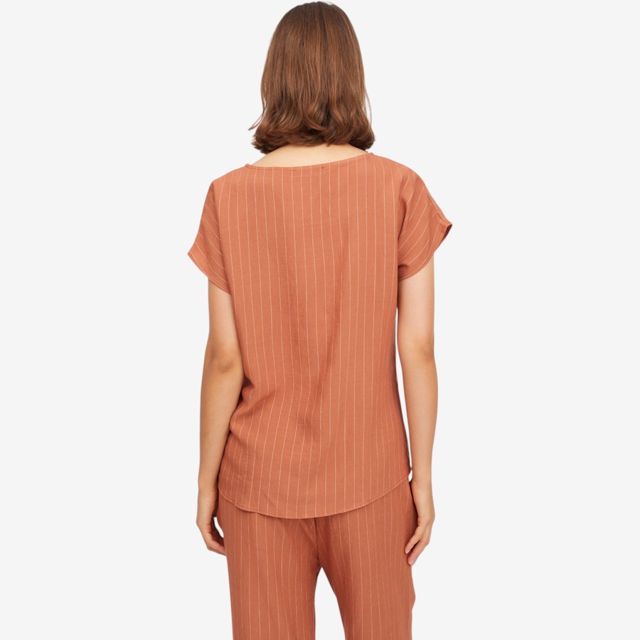 Image 123574_ALTMORE3.jpg, Product 123-574 / Price $69.99, Mr. Max Coastline Linen Blend Tie Front Top from Mr. Max on TSC.ca's Fashion department
