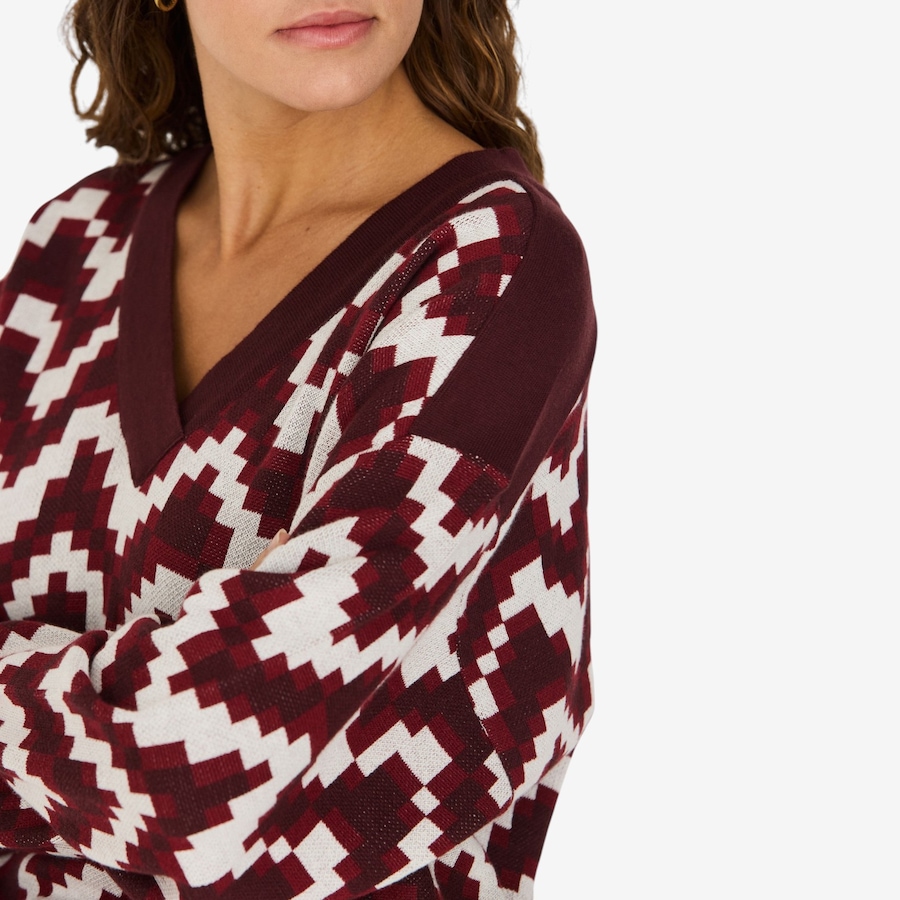 Image 123764_ALTMORE2.jpg, Product 123-764 / Price $155.00, SKFK Kerezi Jacquard Textured Sweater With V-Neck from SKFK on TSC.ca's Fashion department