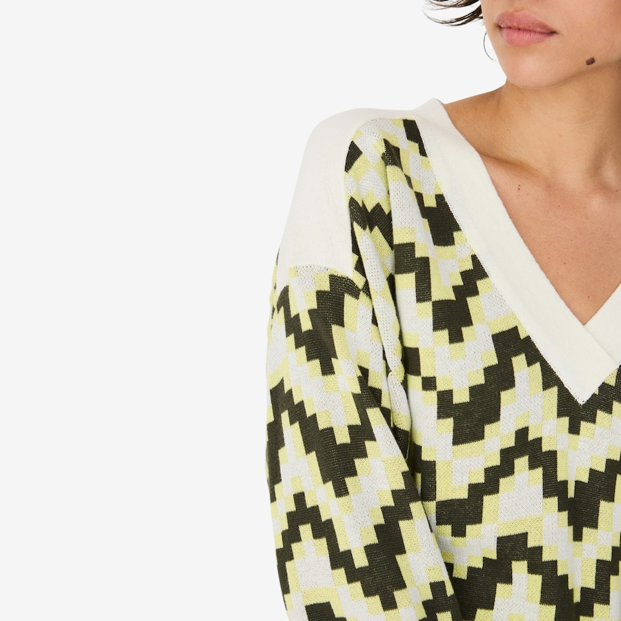 Image 123764_ALTMORE5.jpg, Product 123-764 / Price $155.00, SKFK Kerezi Jacquard Textured Sweater With V-Neck from SKFK on TSC.ca's Fashion department
