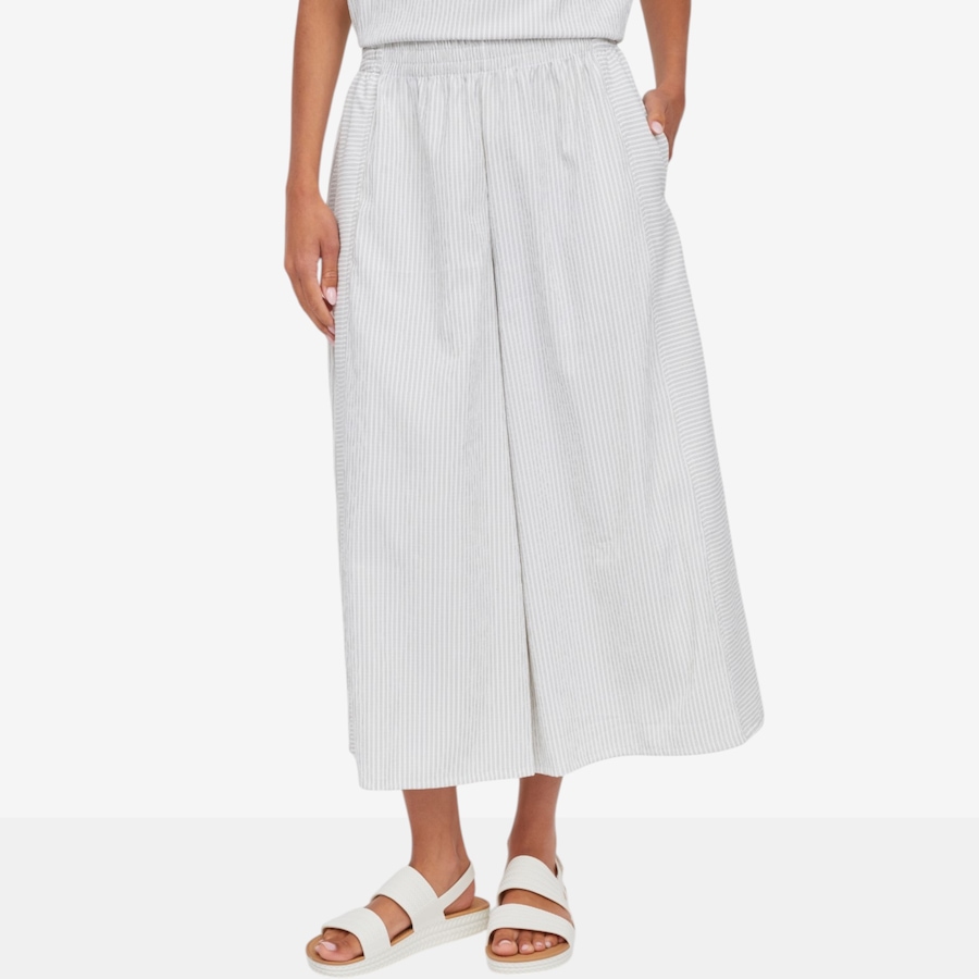 Image 125023_SGECR.jpg, Product 125-023 / Price $74.99, Kim & Co. Woven Roxy Culottes from Kim & Co. on TSC.ca's Fashion department