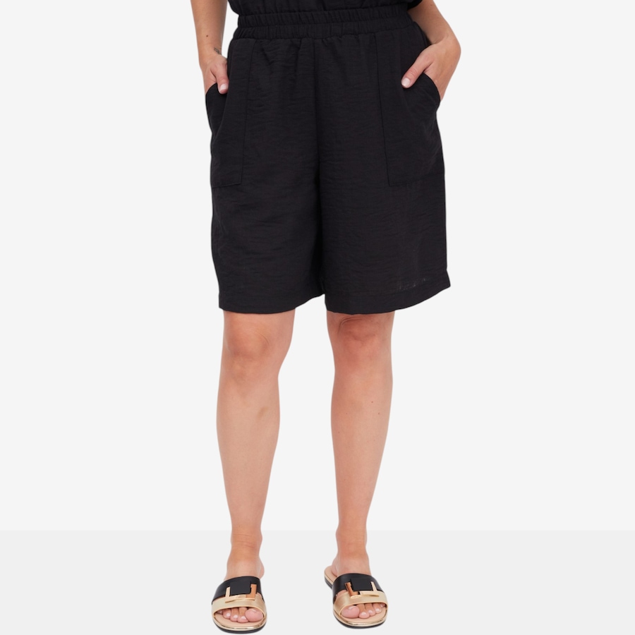 Image 125035_BLK.jpg, Product 125-035 / Price $39.88, Kim & Co. Linen Feel Shorts with Patch Pockets from Kim & Co. on TSC.ca's Fashion department