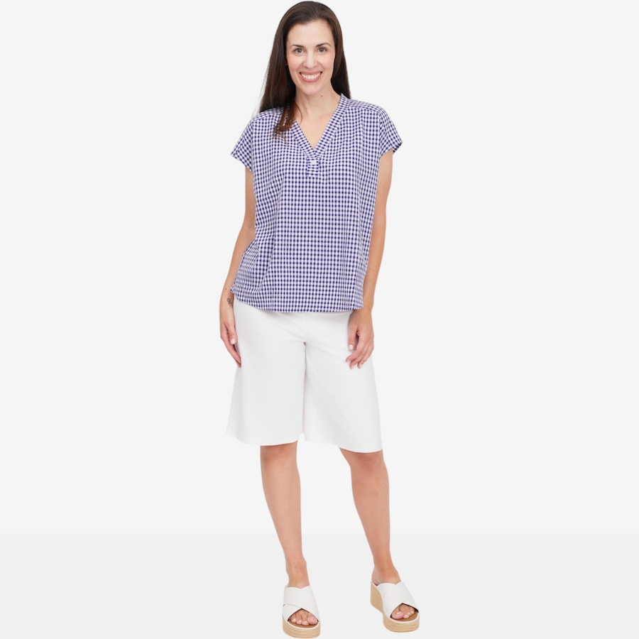 Image 125087_ALTMORE4.jpg, Product 125-087 / Price $69.99, Kim & Co. Deluxe Denim Knit Louise Shorts from Kim & Co. on TSC.ca's Fashion department