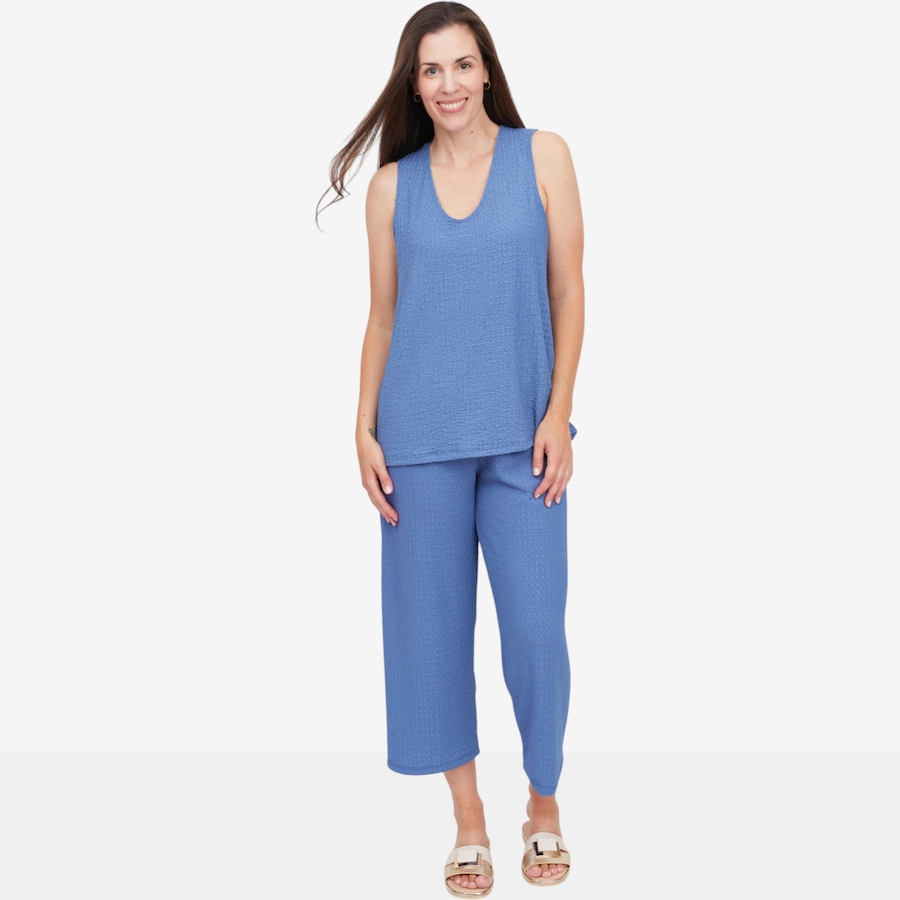 Image 125155_ALTMORE5.jpg, Product 125-155 / Price $58.99, Kim & Co. Mini Pop Sleeveless V-Neck Top from Kim & Co. on TSC.ca's Fashion department