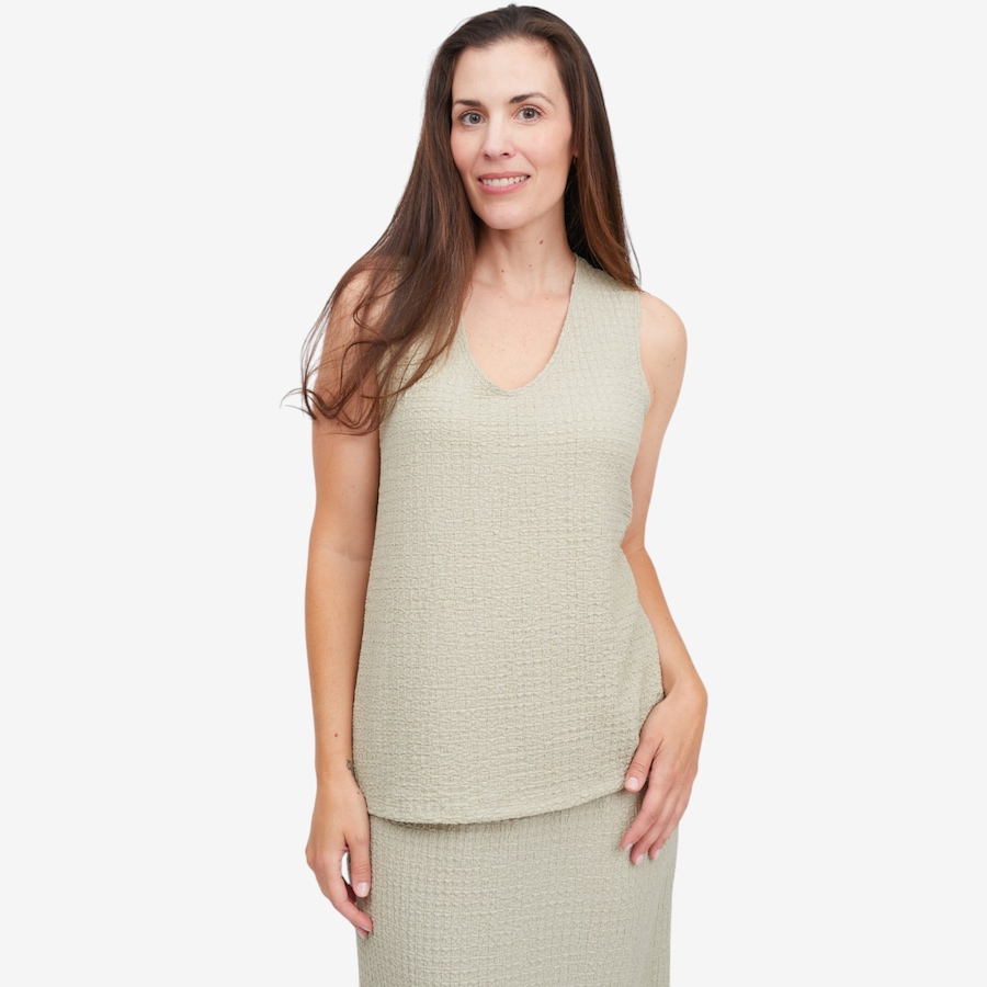 Image 125155_CEL.jpg, Product 125-155 / Price $58.99, Kim & Co. Mini Pop Sleeveless V-Neck Top from Kim & Co. on TSC.ca's Fashion department