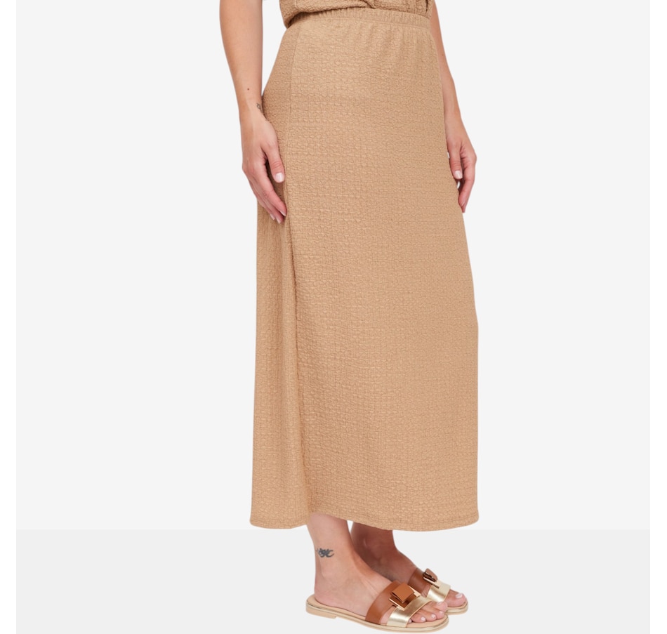 Image 125156_ALTMORE1.jpg, Product 125-156 / Price $57.99, Kim & Co. Mini Pop Midi Skirt with Side Slit from Kim & Co. on TSC.ca's Fashion department