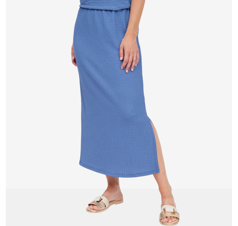 Image 125156_CHMBL.jpg, Product 125-156 / Price $57.99, Kim & Co. Mini Pop Midi Skirt with Side Slit from Kim & Co. on TSC.ca's Fashion department