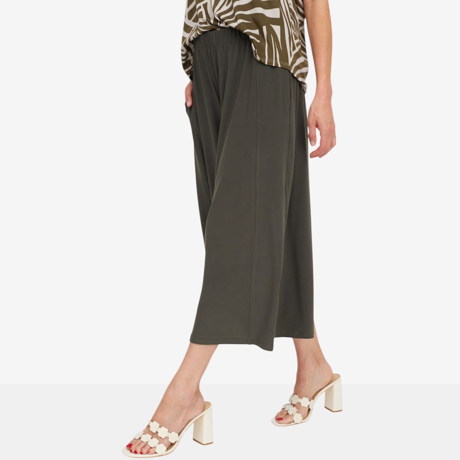Image 125159_ALTMORE1.jpg, Product 125-159 / Price $79.99, Kim & Co. Brazil Knit Roxy Culottes from Kim & Co. on TSC.ca's Fashion department