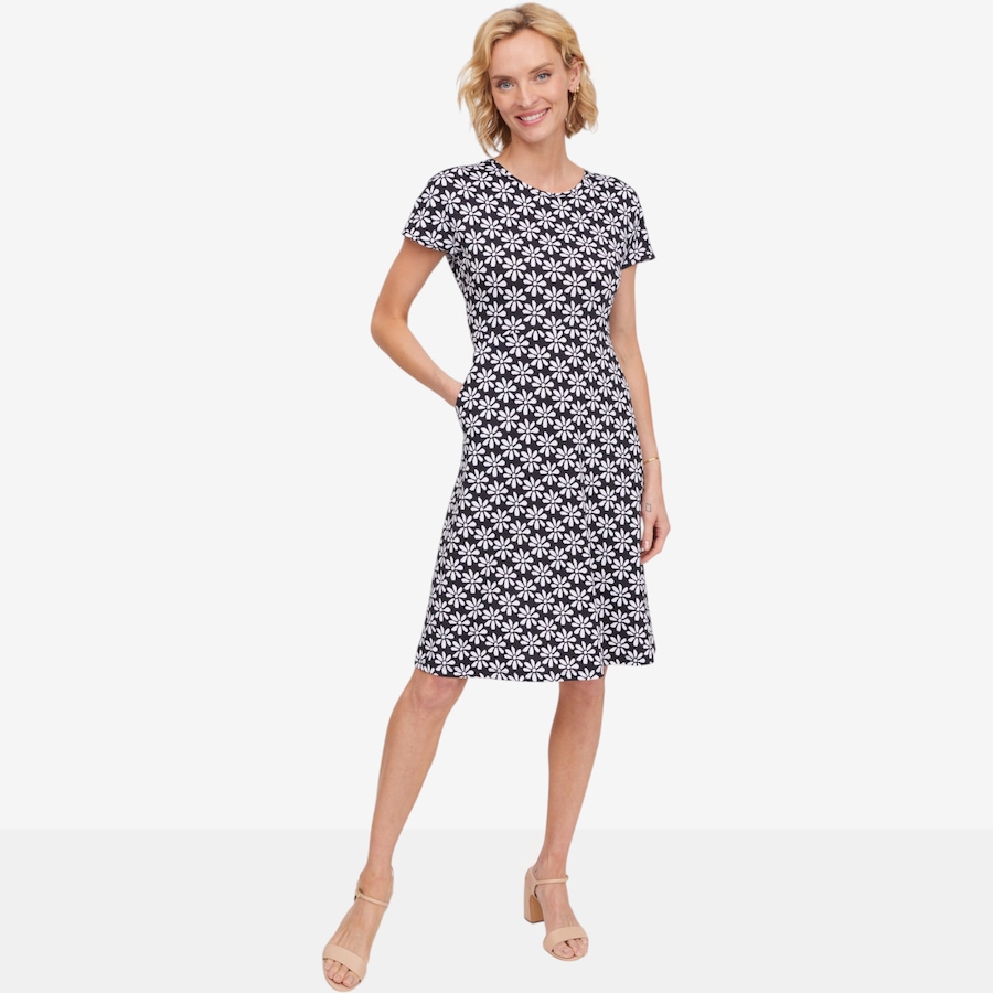 Image 125165_BKMU.jpg, Product 125-165 / Price $82.99, Kim & Co. Brazil Knit Short Dolman Sleeve Dress with Pockets from Kim & Co. on TSC.ca's Fashion department