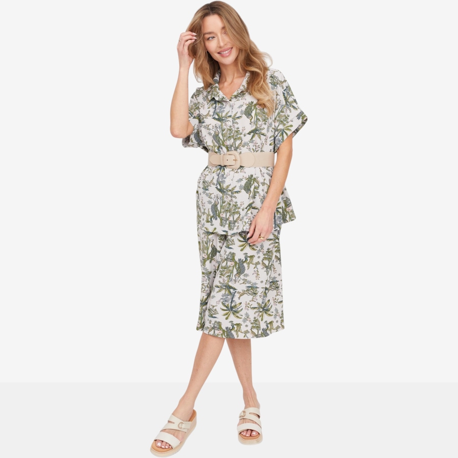 Image 125169_ALTMORE5.jpg, Product 125-169 / Price $39.88, Kim & Co. Crinkle Poplin Yassi Short Dolman Sleeve Shirt from Kim & Co. on TSC.ca's Fashion department