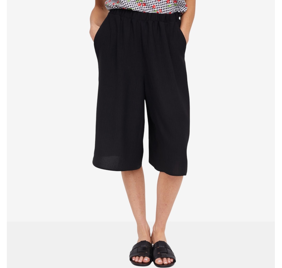 Image 125171_BLK.jpg, Product 125-171 / Price $54.99, Kim & Co. Crinkle Poplin Mila Shorts with Pockets from Kim & Co. on TSC.ca's Fashion department