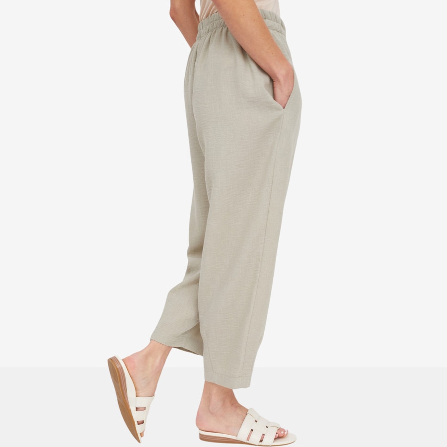 Image 125179_ALTMORE1.jpg, Product 125-179 / Price $77.99, Kim & Co. Linen Feel Ankle Length Carrot Pant from Kim & Co. on TSC.ca's Fashion department