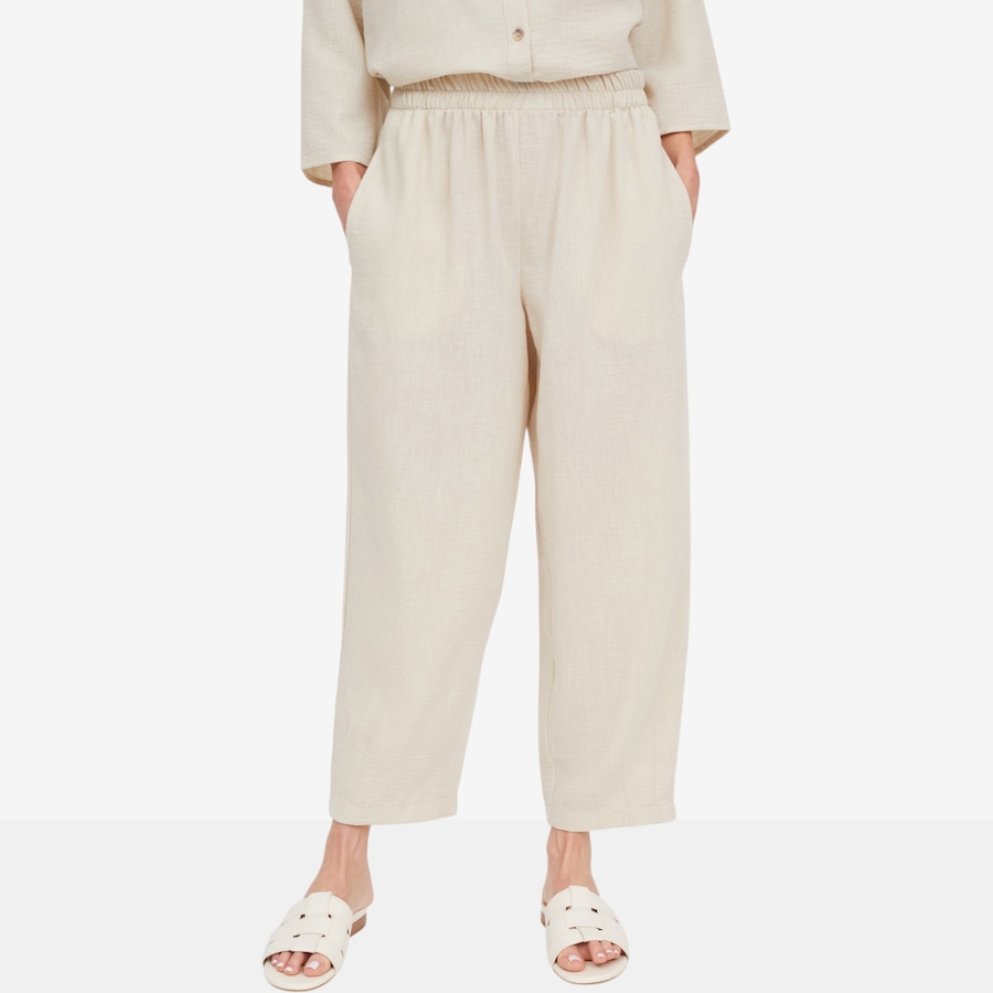 Image 125179_SAN.jpg, Product 125-179 / Price $77.99, Kim & Co. Linen Feel Ankle Length Carrot Pant from Kim & Co. on TSC.ca's Fashion department