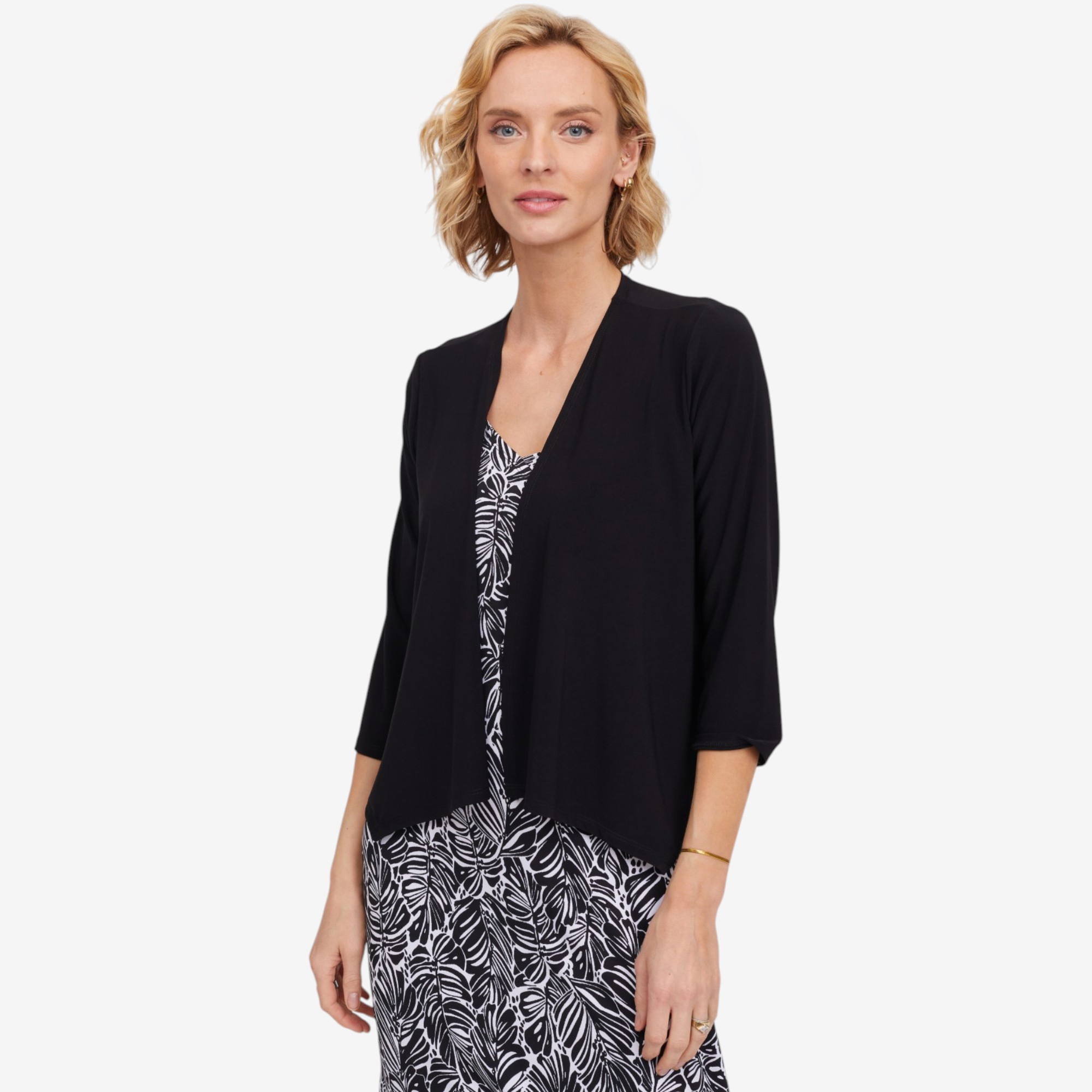 Kim & Co. Deluxe Brazil Knit 3/4 Length Sleeve Bolero - TSC.ca