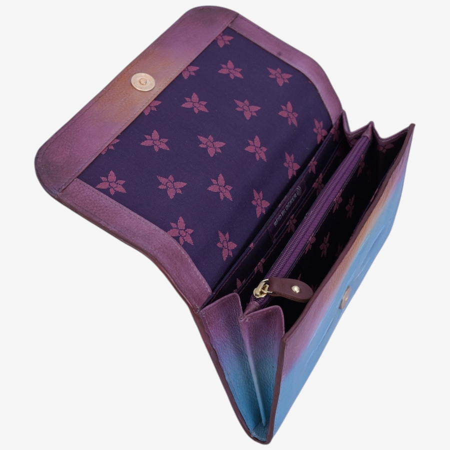 Image 125219_ALTMORE8.jpg, Product 125-219 / Price $140.00, Anuschka Accordion Flap Wallet from Anuschka Handbags  on TSC.ca's Fashion department