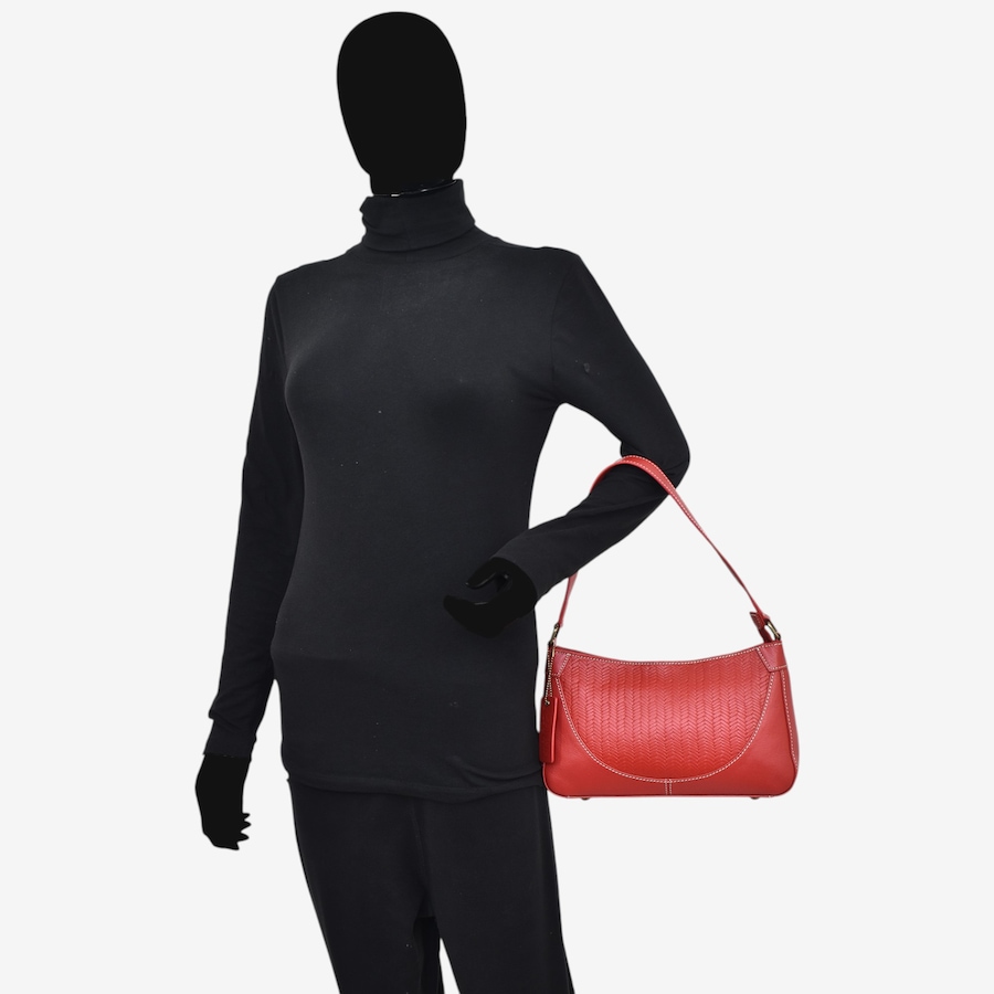 Image 125267_ALTMORE13.jpg, Product 125-267 / Price $178.00, Anuschka Leather Shoulder Bag from Anuschka Handbags  on TSC.ca's Fashion department