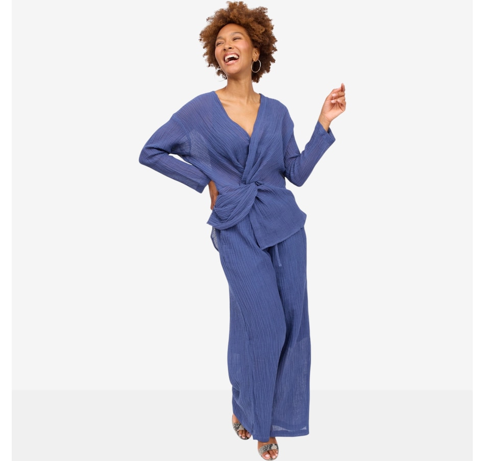 Image 125666_ALTMORE14.jpg, Product 125-666 / Price $89.99, Brian Bailey Knot Detail Tunic with Cami from Brian Bailey on TSC.ca's Fashion department