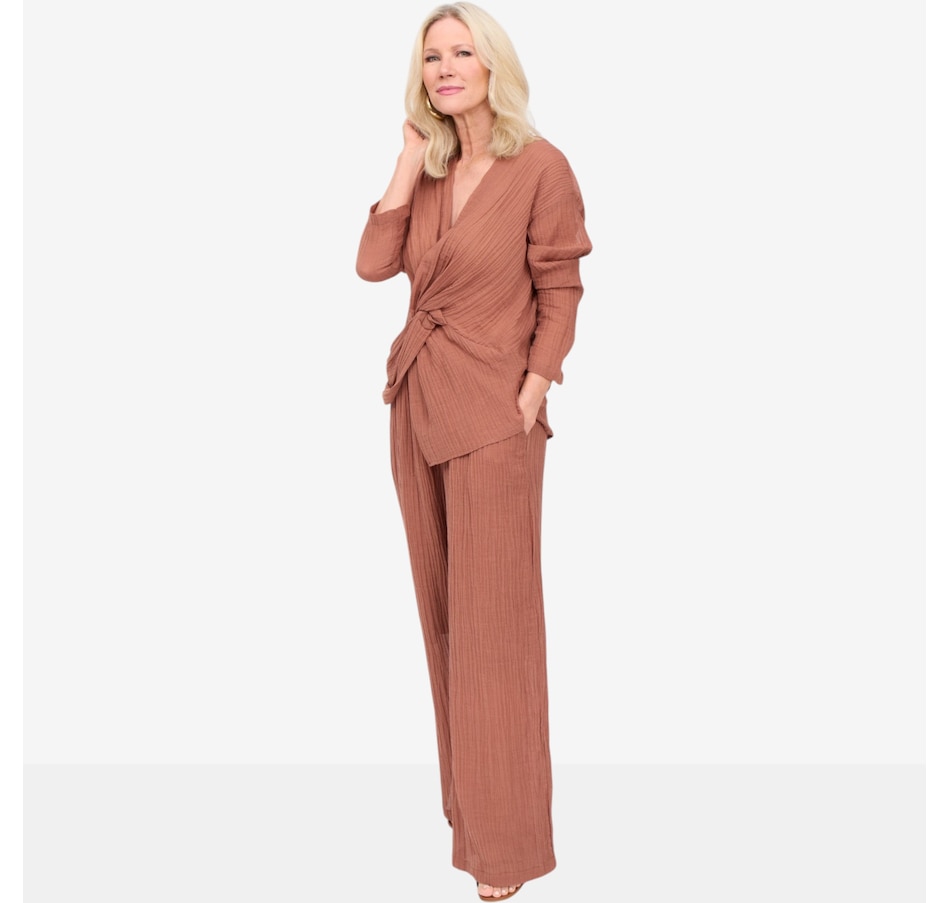 Image 125666_ALTMORE15.jpg, Product 125-666 / Price $89.99, Brian Bailey Knot Detail Tunic with Cami from Brian Bailey on TSC.ca's Fashion department