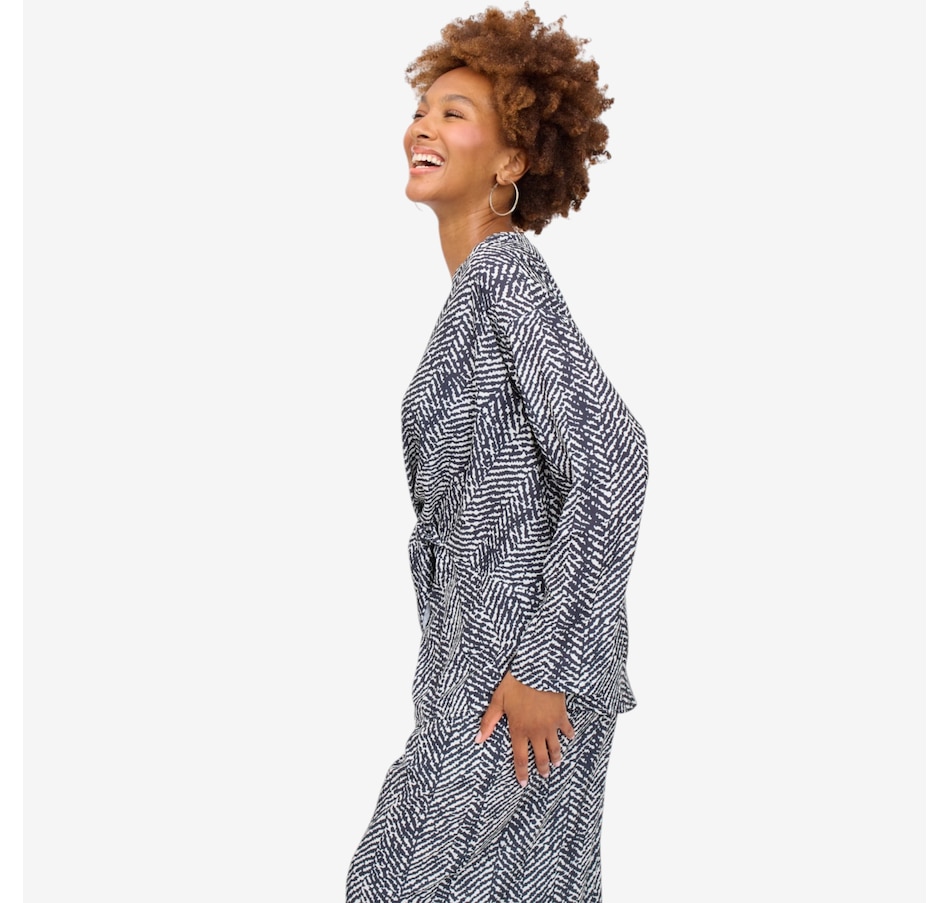 Image 125666_ALTMORE17.jpg, Product 125-666 / Price $89.99, Brian Bailey Knot Detail Tunic with Cami from Brian Bailey on TSC.ca's Fashion department