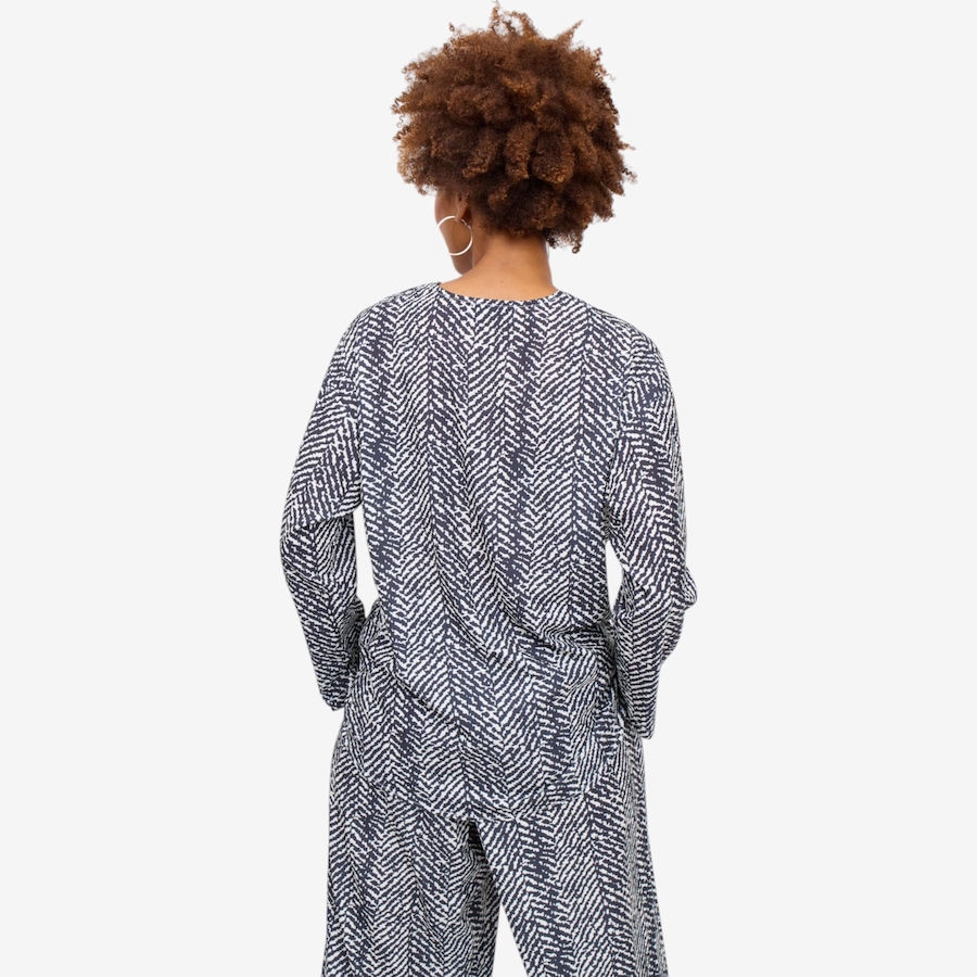 Image 125666_ALTMORE18.jpg, Product 125-666 / Price $90.88, Brian Bailey Knot Detail Tunic with Cami from Brian Bailey on TSC.ca's Fashion department