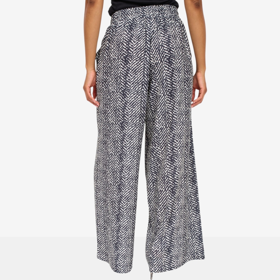 Image 125667_ALTMORE4.jpg, Product 125-667 / Price $90.88, Brian Bailey Drawstring Pant from Brian Bailey on TSC.ca's Fashion department