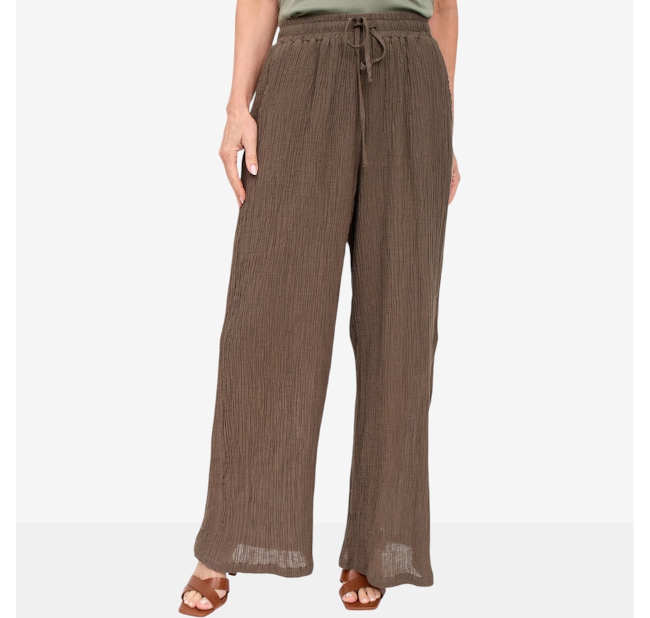 Image 125667_OLI.jpg, Product 125-667 / Price $89.99, Brian Bailey Drawstring Pant from Brian Bailey on TSC.ca's Fashion department