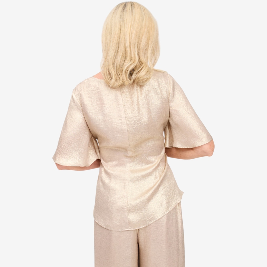 Image 125676_ALTMORE4.jpg, Product 125-676 / Price $195.00, Brian Bailey Flowy Sleeve Metallic Top from Brian Bailey on TSC.ca's Fashion department